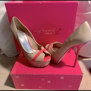 LAST CHANCE! Shoes Dazzle stilettos